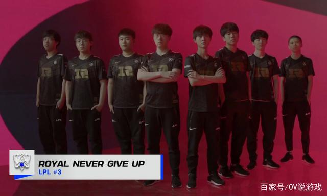 詹姆斯关键三分绝杀比赛