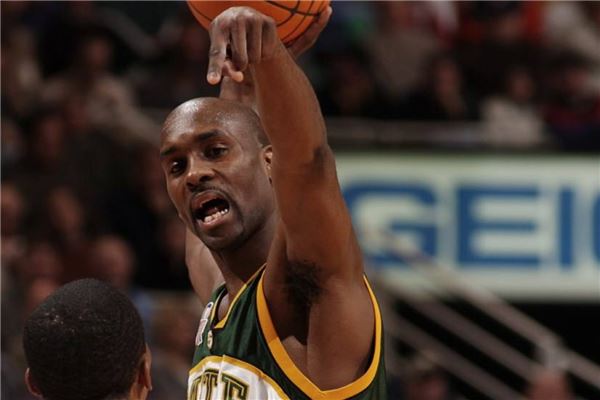 伦纳德的 伦纳德的